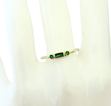 Load image into Gallery viewer, Green Cz Baguette RN