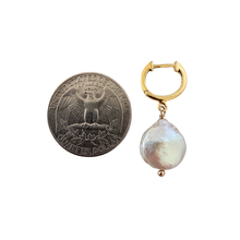 Load image into Gallery viewer, Coin Pearl Huggie