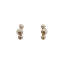 Load image into Gallery viewer, Triple Pearl Earring