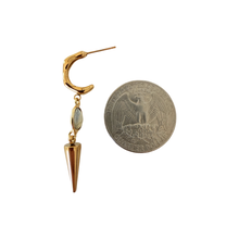 Load image into Gallery viewer, Labradorite Spike EA