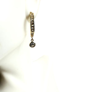 Baguette Huggie Cz Dangle