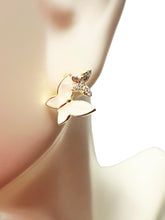 Load image into Gallery viewer, White Butterfly Post