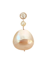 Load image into Gallery viewer, MOP Summer 26 Earring