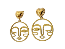 Load image into Gallery viewer, Oh She is.. Earring